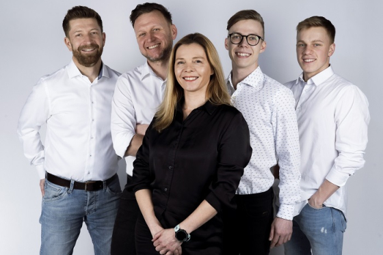 /media/15625/tym-wmc-grey-a-inhubo_lowres