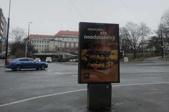 /media/19755/mcdonalds_ooh_2022