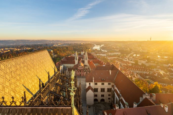 /media/epvmap5v/jir-i-s-ebek-praz-sky-hrad