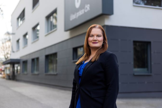 /media/hzldoywq/kateřina-pavlíková_úřad-práce_1_autor_vladimír-hodač