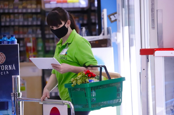 /media/17037/žabka_dáme-jídlo