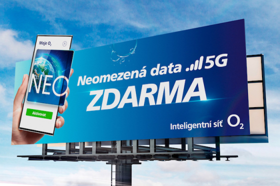 /media/20461/ooh_billboard-png