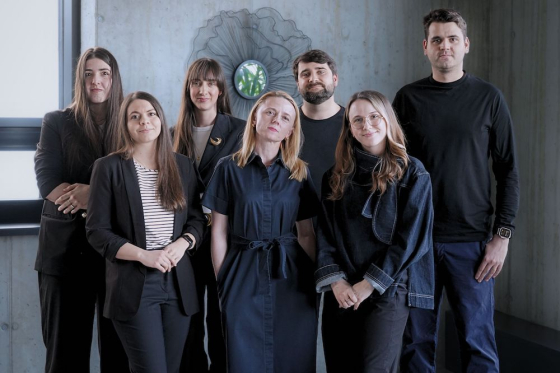 MSL tým ve složení Helena Havlíková, Lucie Růžičková, Karolína Skuciusová, Barbora Fryč Šumanská, Jakub Dušek, Vendula Hemalová a Pavel Šaradín (zleva) (kopie)