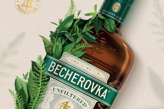 /media/9654/becherovka_nefiltr_vizuál-2_slider