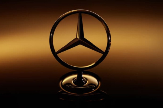 /media/18282/mercedes-benz