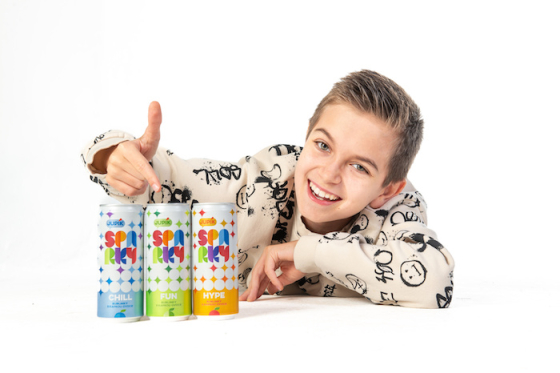 /media/vznpqffn/novinka-je-určená-pro-early-teenagers-a-je-zdravější-alternativou-k-současným-nápojům-v-plechovce-kopie