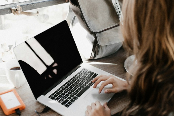 /media/xgmd0t3p/online_ilustrace_unsplash