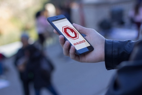 /media/13389/adblock_shutterstock