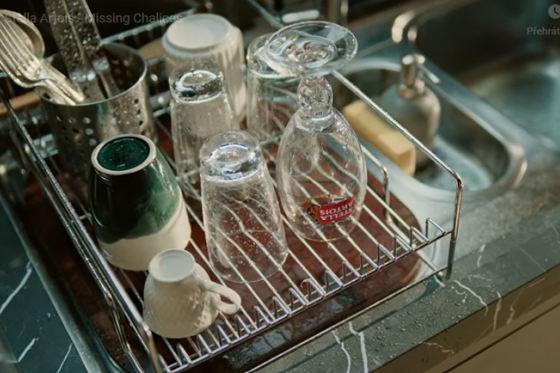 /media/4xupcon0/stella