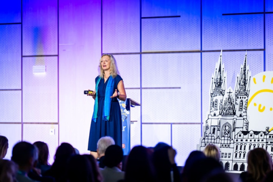 /media/u0zfpd4c/esomar2025_hana-huntova