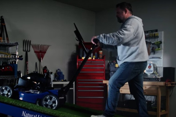 /media/k0ahryda/natural-light