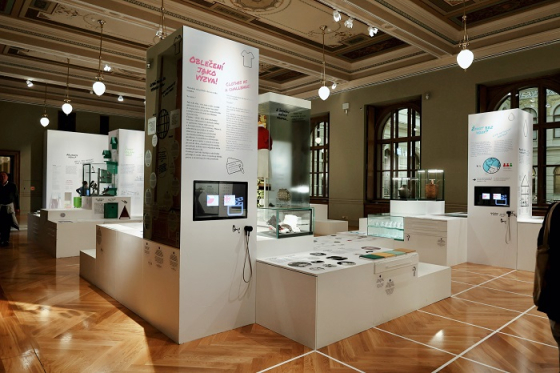 /media/23411/narodn-muzeum_obleceni