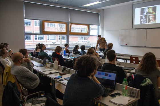 /media/7992/studentskylouskacek_2