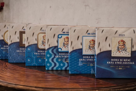 /media/25951/kralsyru_vyrocni-obaly_slider