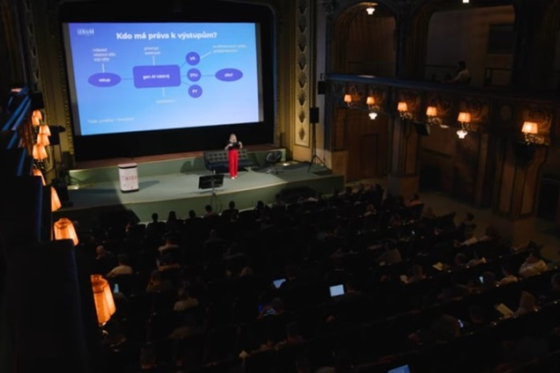 /media/qkmh4uyg/ai-restart_2024