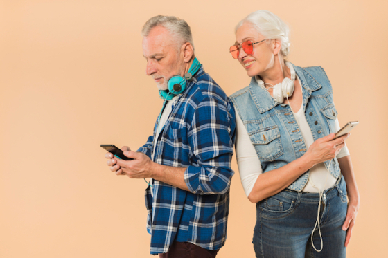 /media/z1lj5c0x/cellphone_freepik