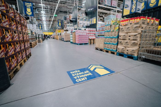 /media/23754/makro-čr_stabilně_výhodná_cena