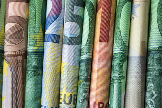 /media/17761/penize_euro_shutterstock