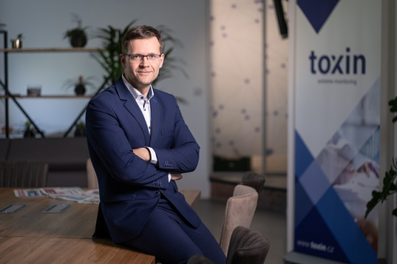 /media/xsegbbsv/ladislav-procházka_toxin_ceo