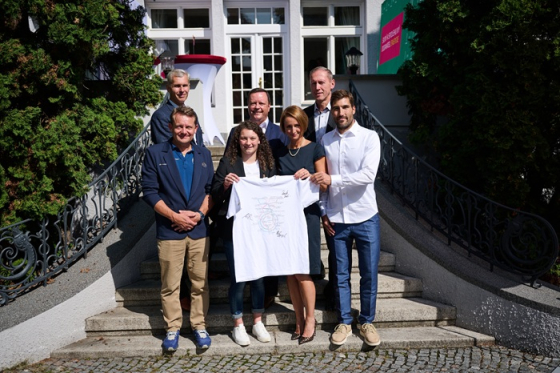 /media/4xplfezg/cov_foto_innogy