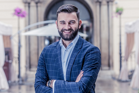 /media/5355/dan-ledvinka_asb-group