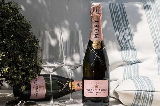 /media/11754/moetchandon