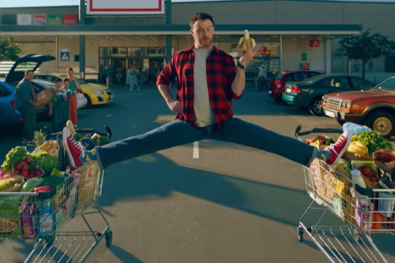 /media/22533/epic-split_kfl