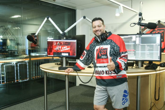 /media/25944/radio-kiss_radio-united