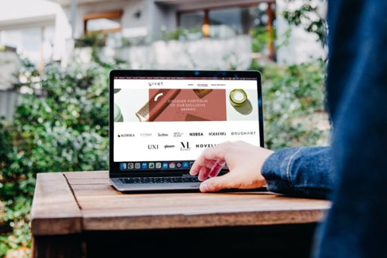 /media/0mmpjor0/boomerang