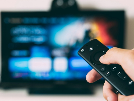 /media/rwaipzax/tv_divak_ovladac_unsplash
