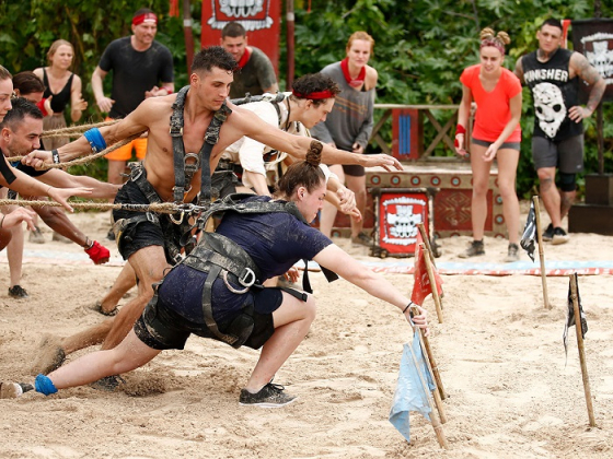 /media/19730/survivor-gal-33