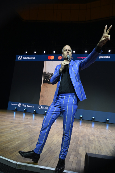 Magkus Lindkvist_RS26_9_Blue Events