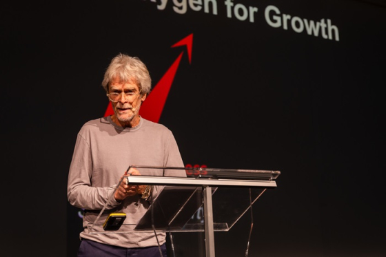 /media/cp1ppkru/john-hegarty_4