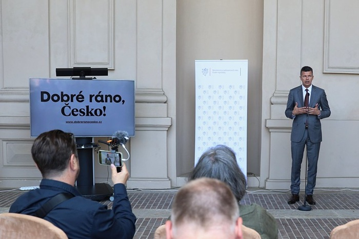 /media/2i5hokia/dobre-rano_cesko