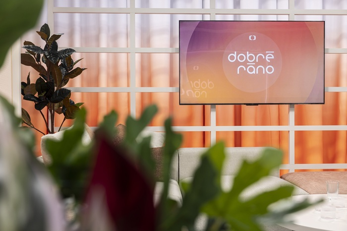 /media/txrnpzll/interiér-dobré-ráno-česká-televize