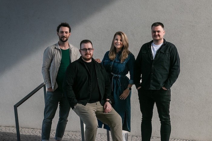 /media/21486/kiwi_cc-team-photo