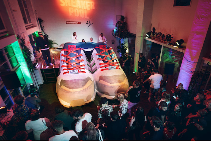 /media/21601/hornbach_bazén_tenisky