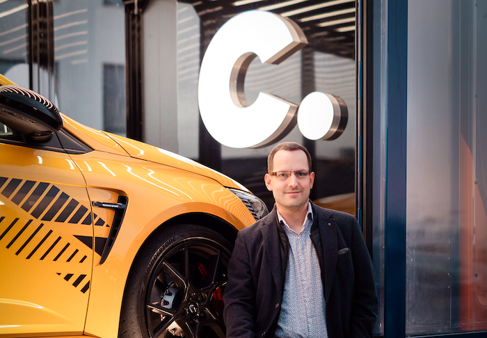 /media/tejhdchq/carvago_petr-dušek