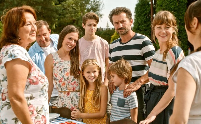 /media/13999/zeny-v-behu