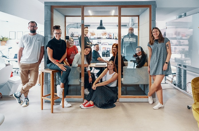 /media/18810/amazing-places