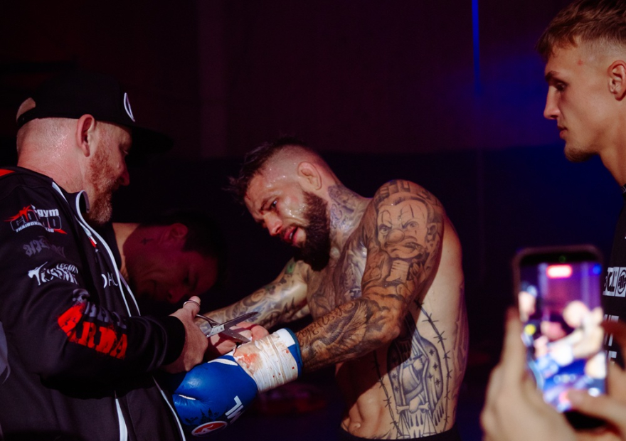 Fight House_Prima