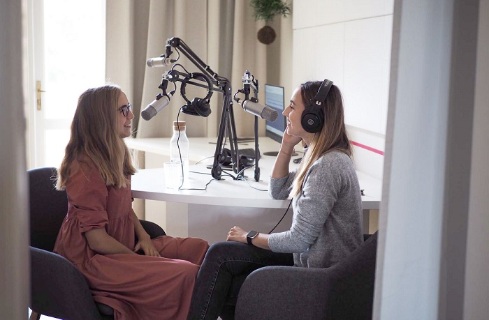 /media/11530/elite_bloggers_podcaster_2