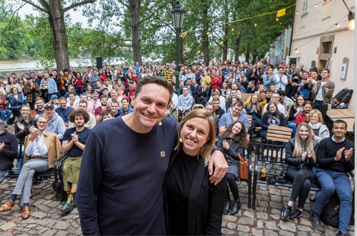 /media/ypkeuwql/sz_podcast-vlevo-dole_nataceni_-zdroj-seznam