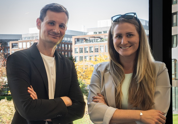 /media/b4ebi2qo/new-school-communications_gabriel-to-th-a-noema-ps-enicova