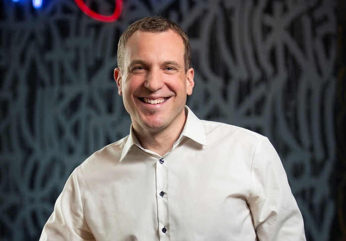 /media/0inld15o/martin_tesar_jt