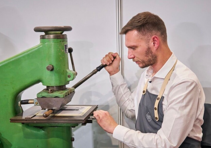 /media/a5mppzrk/brasnarstvitlusty_mobilnidilna