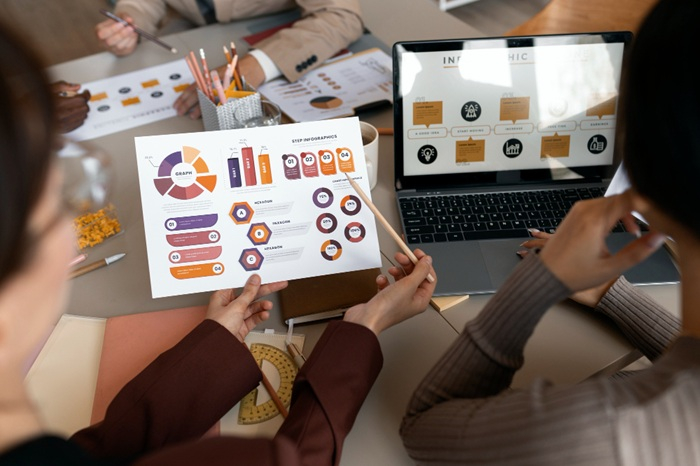 /media/mh3aawjz/trendy-marketing-data-analyzy_freepik