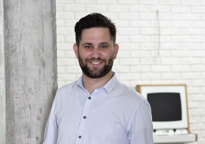 /media/18213/jakub-petz-low