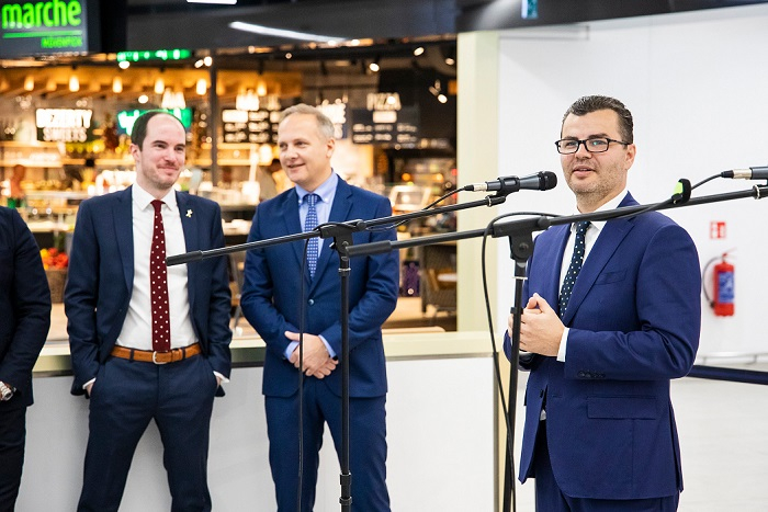 /media/7007/letiště_václav-řehoř_terminal2