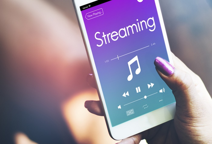 /media/8017/streaming_hudba_shutterstock